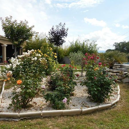 Chez Lulu Hotel Saint-Saturnin-d'Apt Bagian luar foto